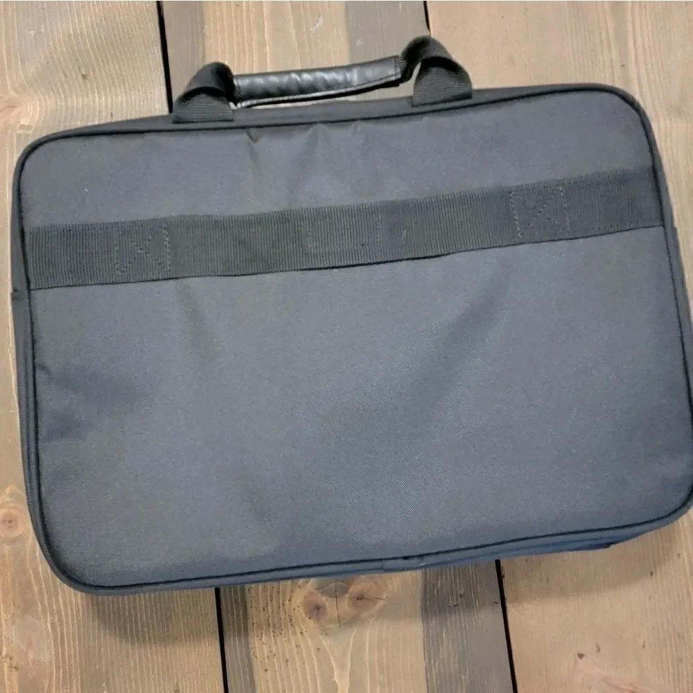 Targus Laptop Bag Model AC0063